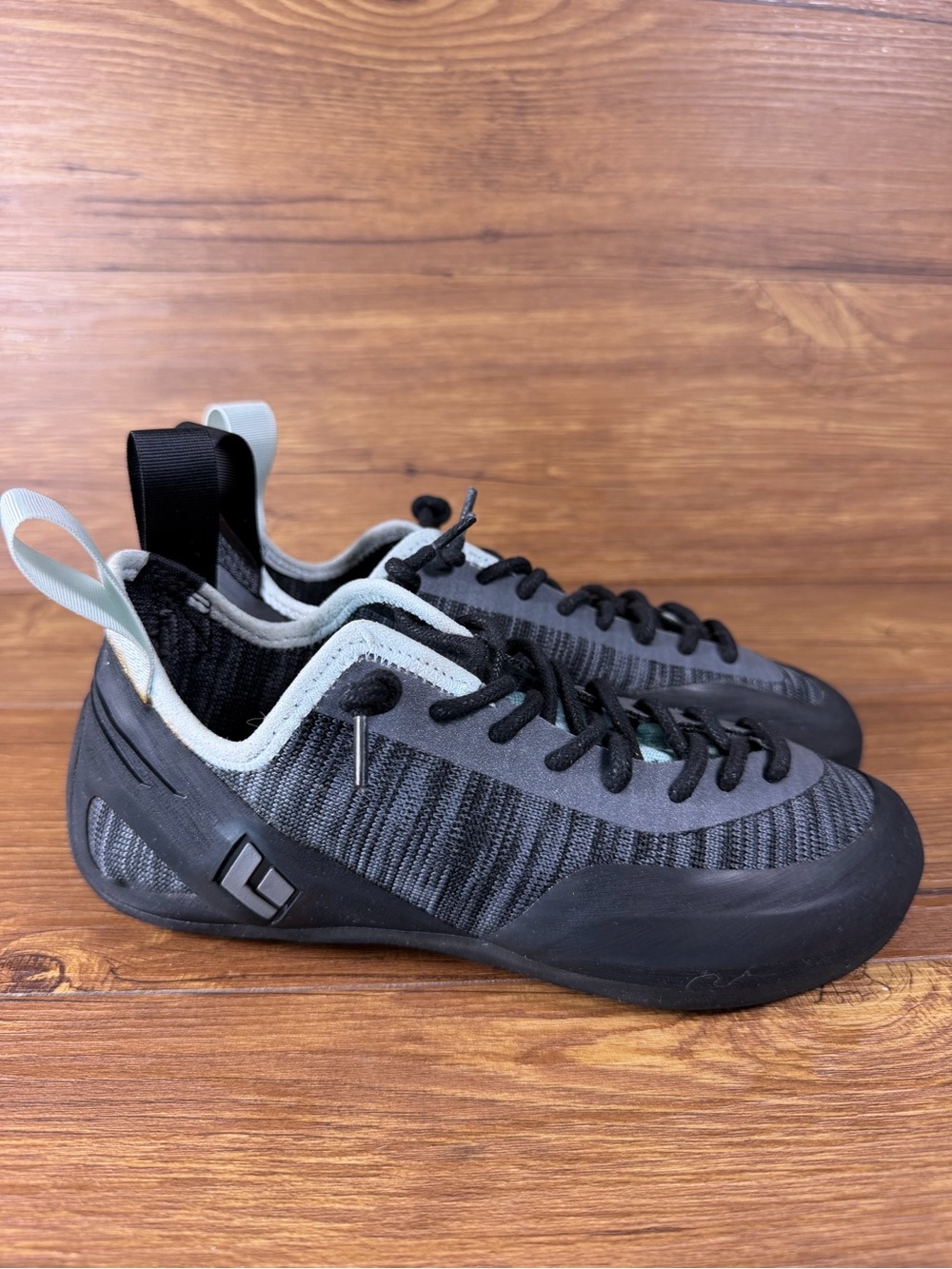 Black Diamond MOMENTUM‎ LACE climbing shoes Women’s Size 7